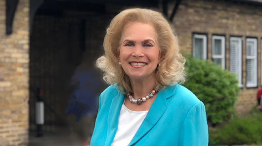 Carry on Film Locations Tour with Guest Star Valerie Leon